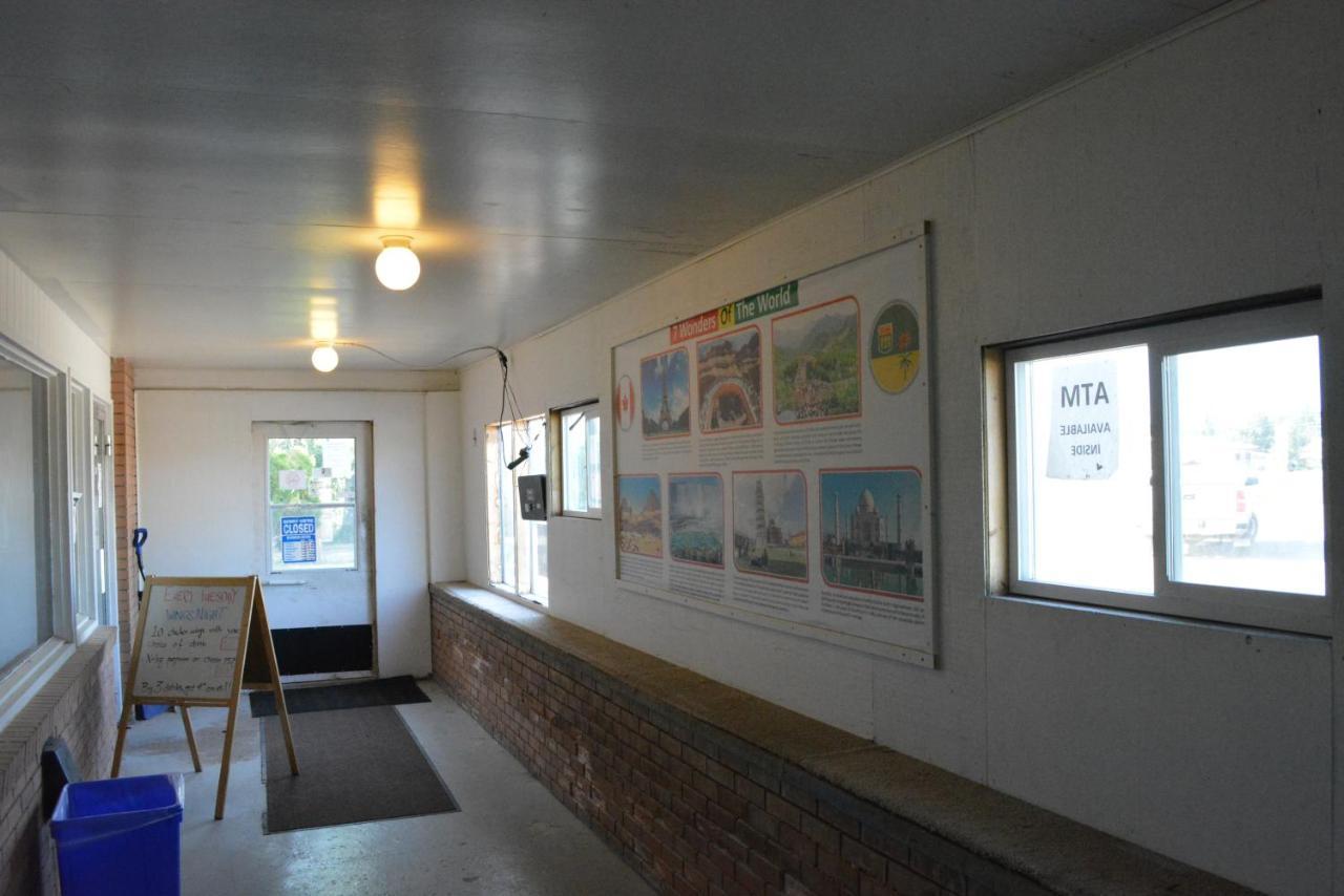 Theodore Motor Hotel Exterior photo