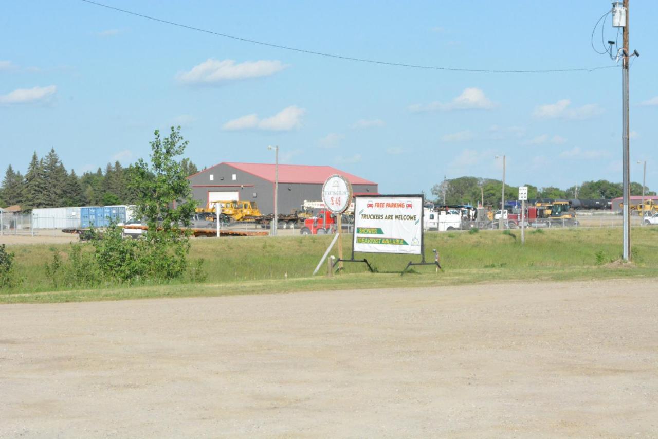 Theodore Motor Hotel Exterior photo